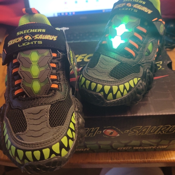 Skechers Saurus Sneaker - Picture 2 of 10